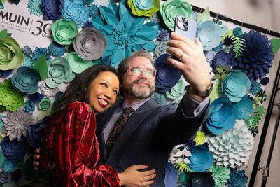 SF Chronicle editor Mariecar Mendoza and Dan Jacobs Photo