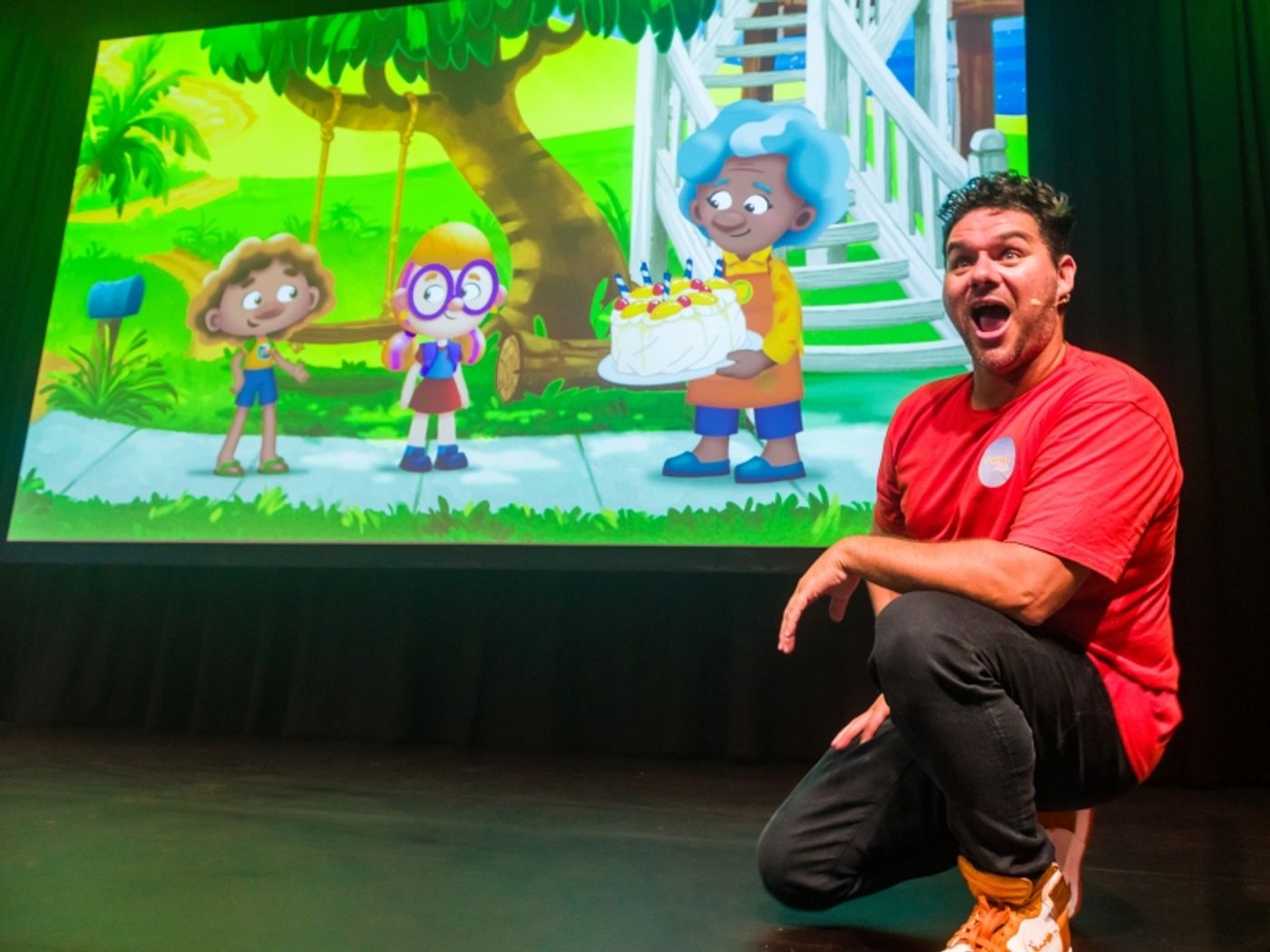 Review: PROUDFOOT + FRIENDS at Queensland Performing Arts Centre  Image