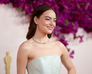 Emma Stone @ BroadwayWorld Emma Stone Photo