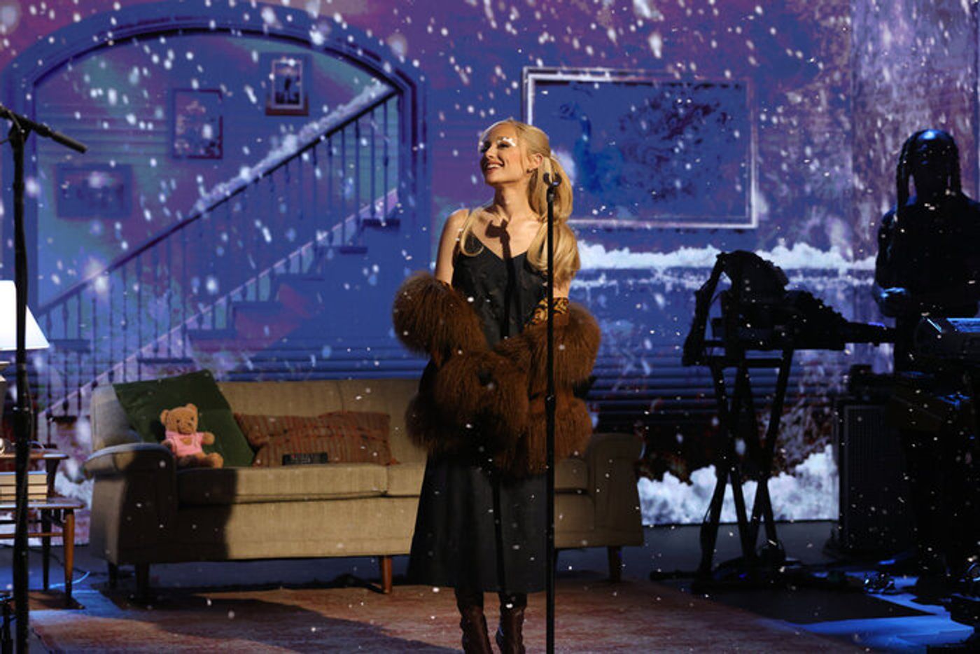 Photos: Inside Ariana Grande's SATURDAY NIGHT LIVE Return  Image