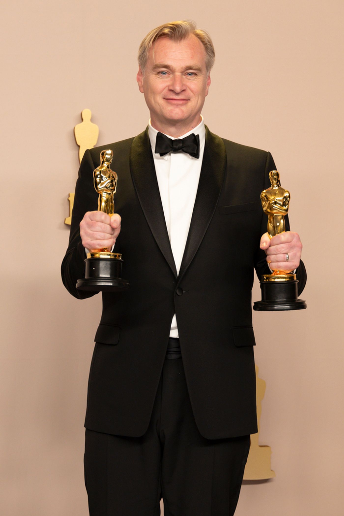 Photos: Inside the Oscars With Emma Stone, Michelle Yeoh & More  Image