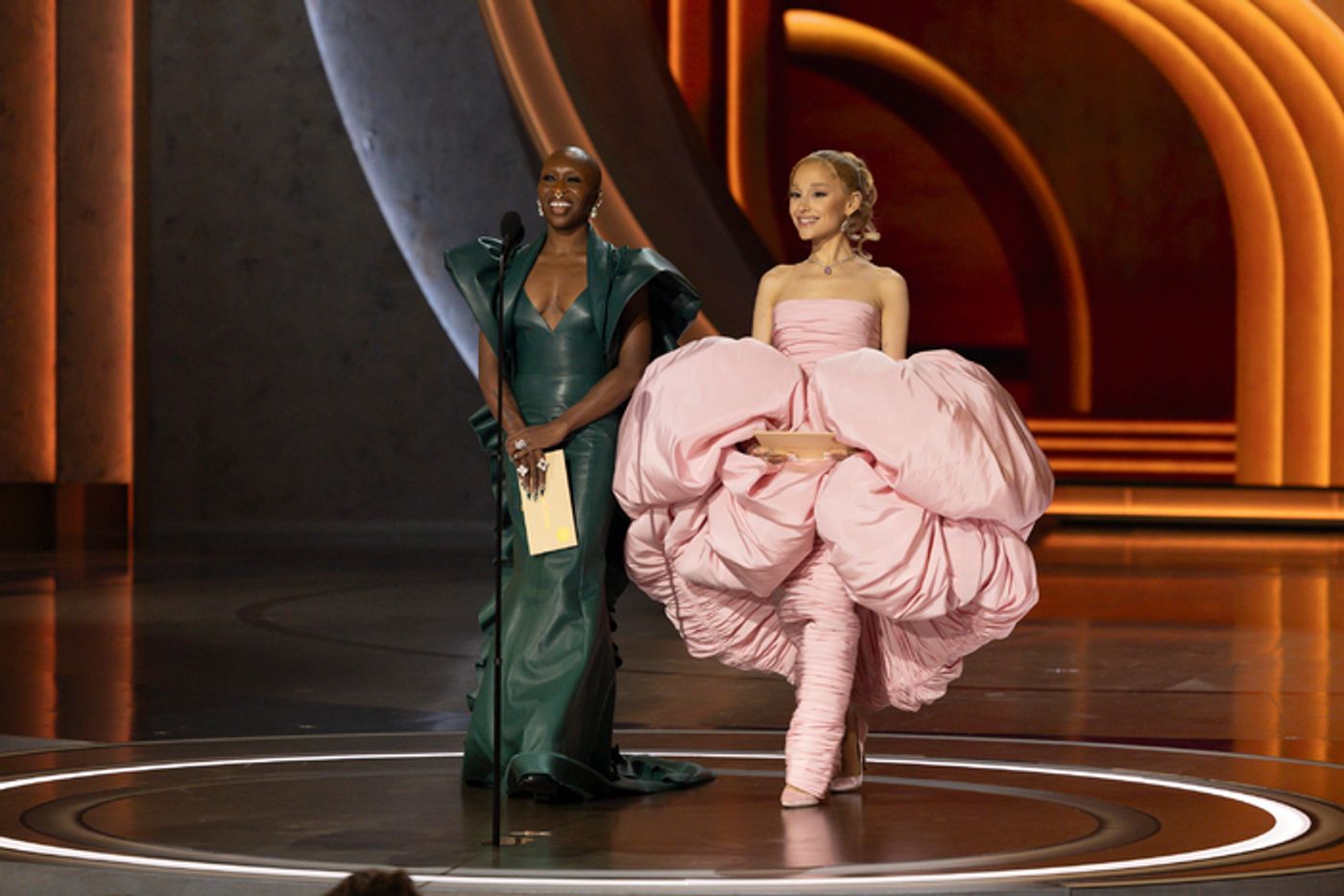 Photos: Inside the Oscars With Emma Stone, Michelle Yeoh & More  Image