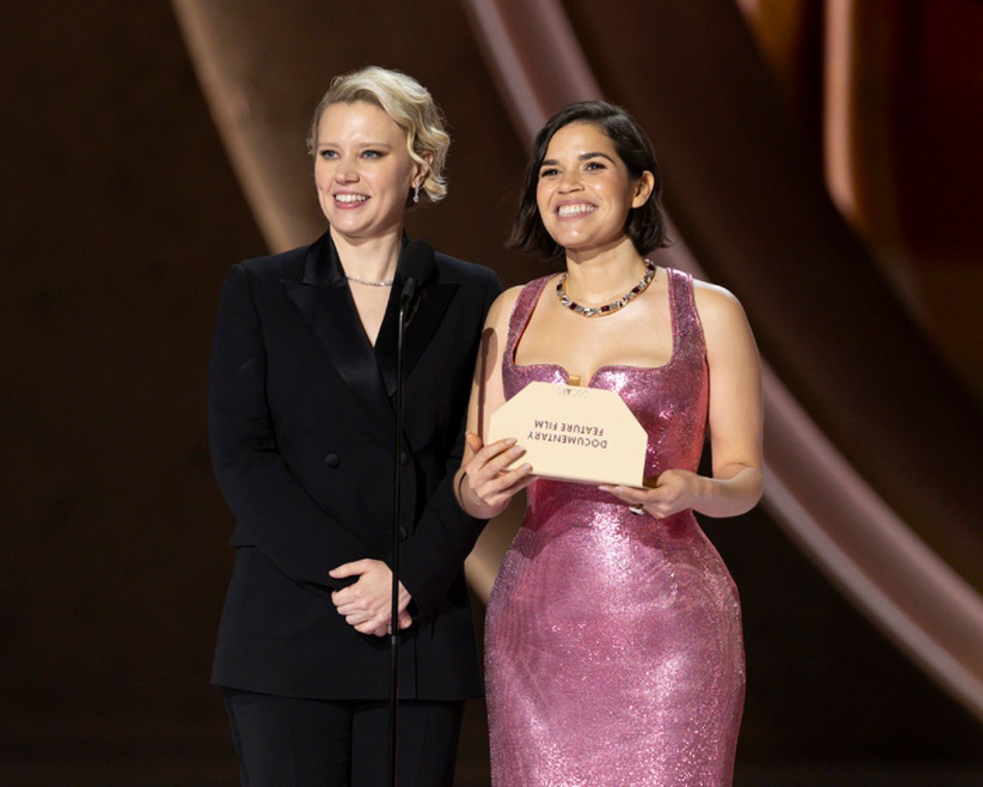 Photos: Inside the Oscars With Emma Stone, Michelle Yeoh & More  Image