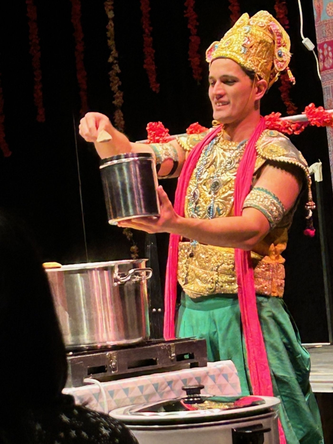 Review Round-up: JAGGED LITTLE PILL, THE 39 STEPS, MRS. KRISHNAN'S PARTY and THE REVOLUTIONISTS  Image