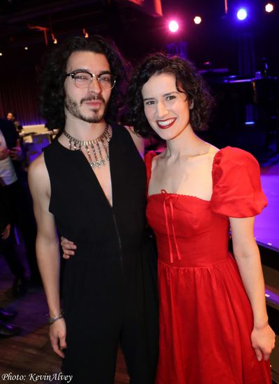 Chris Browne Valenzuela, Victoria Elena Photo