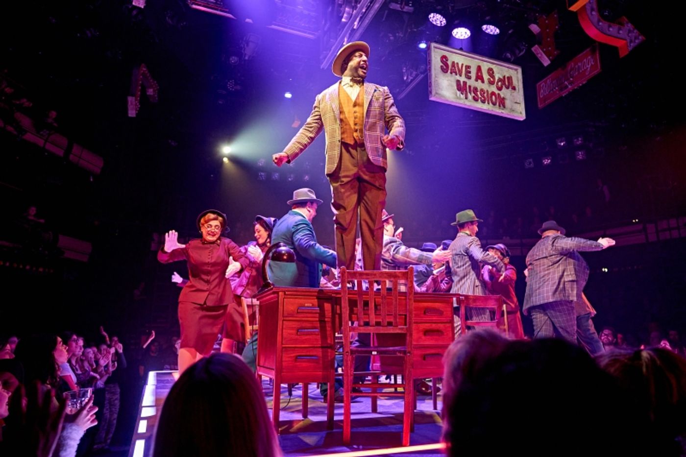 Review: GUYS & DOLLS, Bridge Theatre  Image