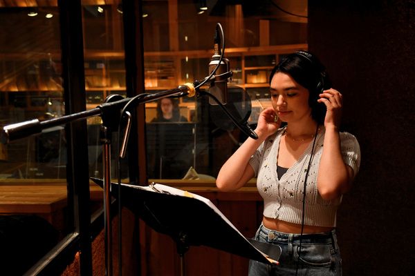 Photos: Go Inside The Recording Studio For The ISABELLA OF BOSTON Developmental Album  Image