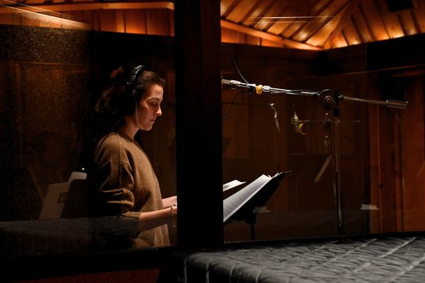 Photos: Go Inside The Recording Studio For The ISABELLA OF BOSTON Developmental Album  Image