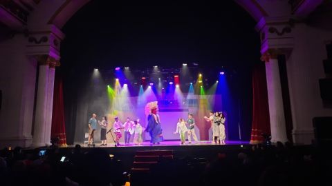 Review: Anak Jaksel the Musical! is A Mishmash of Nostalgia, Friendship, and Missteps  Image