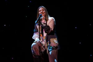 Shoshana Bean @ BroadwayWorld Shoshana Bean Photo