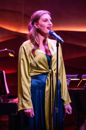 Jessica Phillips Photo