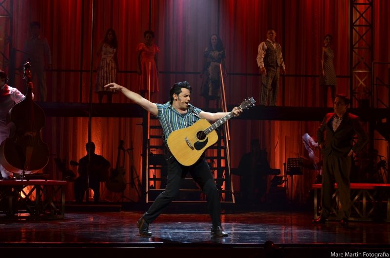 Conceived, Produced, Written and Starring Award-Winning Actor and Singer Beto Sargentelli in the Role of Elvis Presley, THE KING OF ROCK - THE MUSICAL Opens in São Paulo  Image