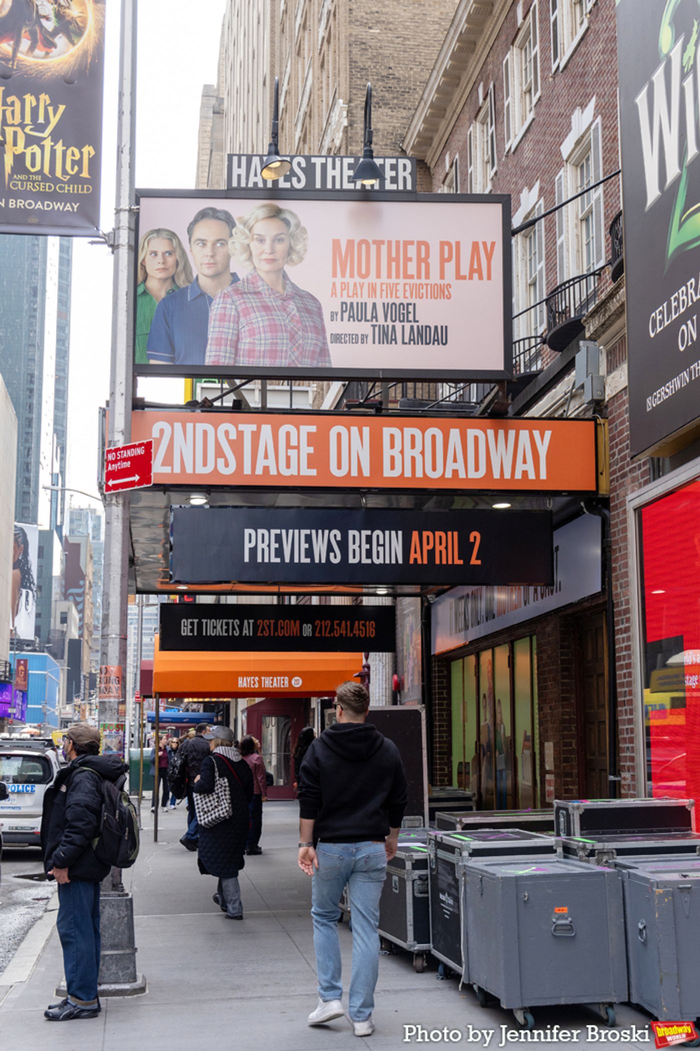 Up on the Marquee: MOTHER PLAY  Image