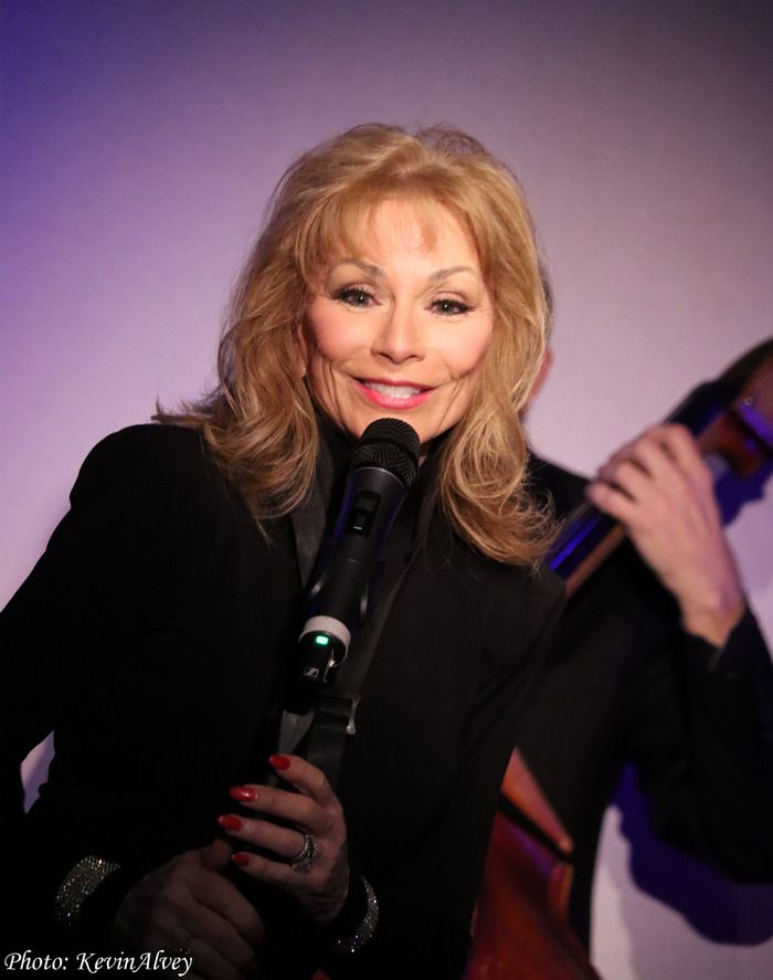 Photos: Susie Clausen 'Saxy Susie' Don't Tell Mama — photo 9 of 39