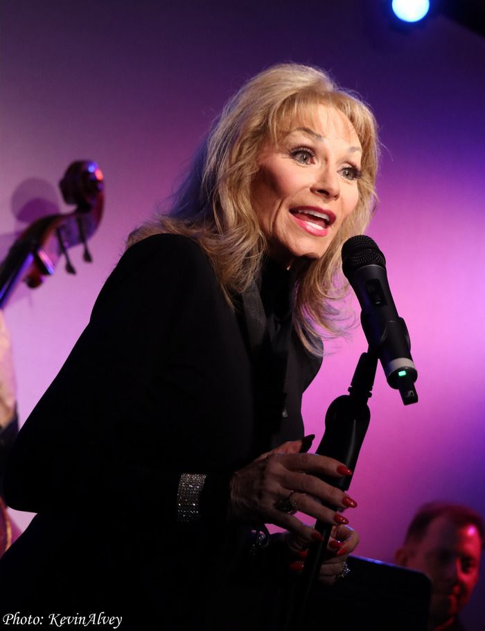 Photos: Susie Clausen 'Saxy Susie' Don't Tell Mama — photo 13 of 39