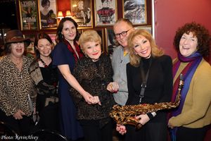 Laura Slutsky, Lynn DiMenna, Santa Claire Hirsch, Marilyn Maye, John Phillip, Susie Clausen, Marci Kraft @ BroadwayWorld Laura Slutsky, Lynn DiMenna, Santa Claire Hirsch, Marilyn Maye, John Phillip, Susie C Photo