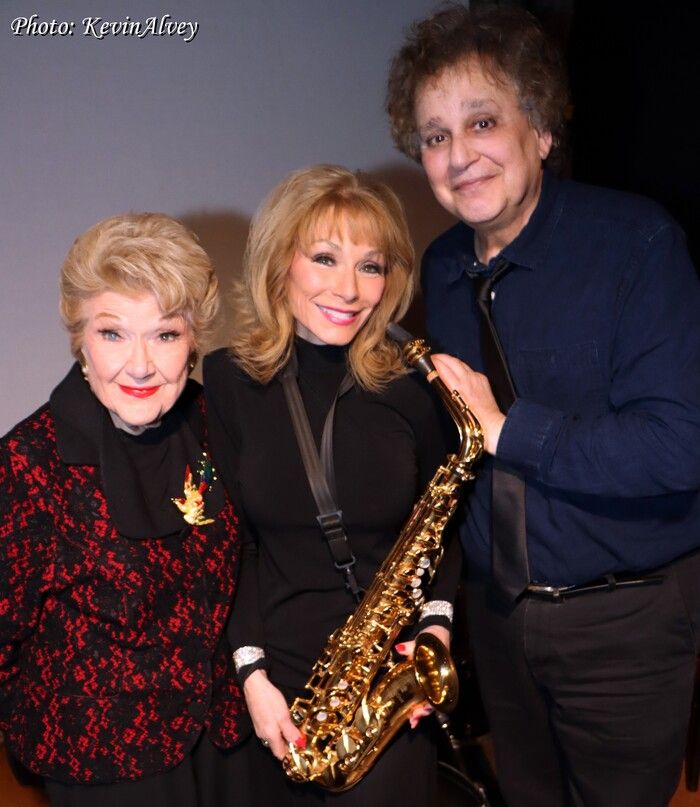 Photos: Susie Clausen 'Saxy Susie' Don't Tell Mama — photo 34 of 39