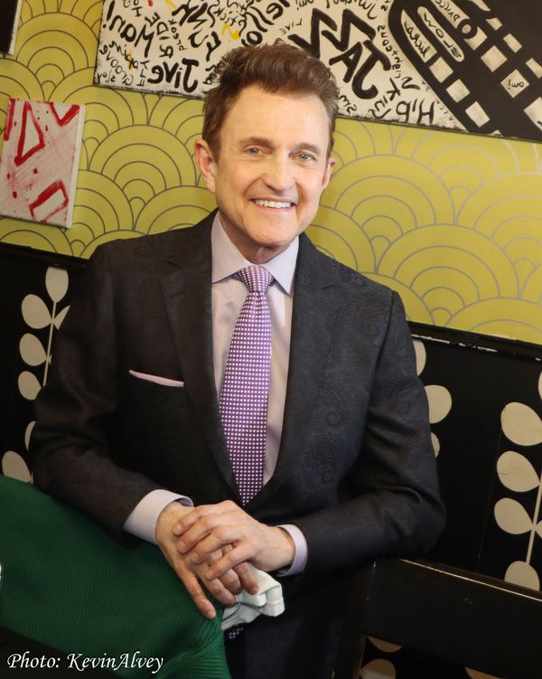 Photos: Jeff Harnar Celebrates Cole Porter at Birdland  Image