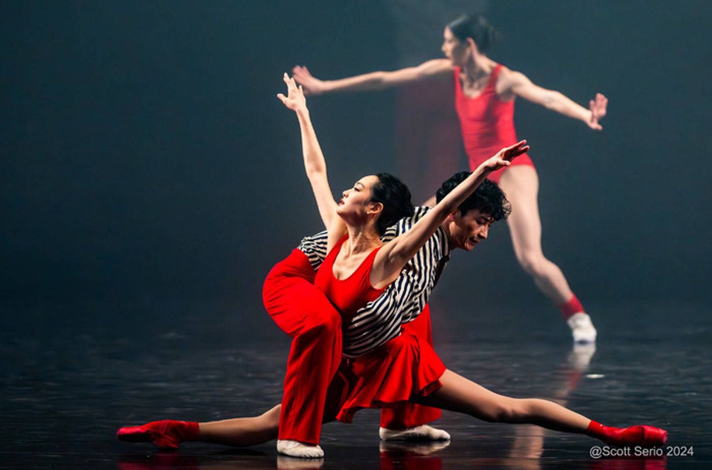 Photos: Go Inside DANCE MASTERPIECES at the Academy of Music Photos: Go Inside DANCE MASTERPIECES at the Academy of Music Image
