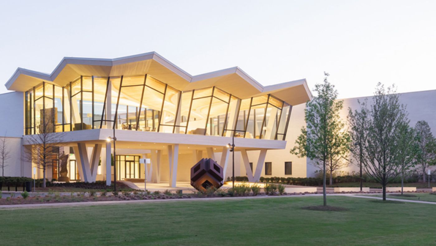 Review: DRAGONS LOVE TACOS at Arkansas Museum Of Fine Arts  Image