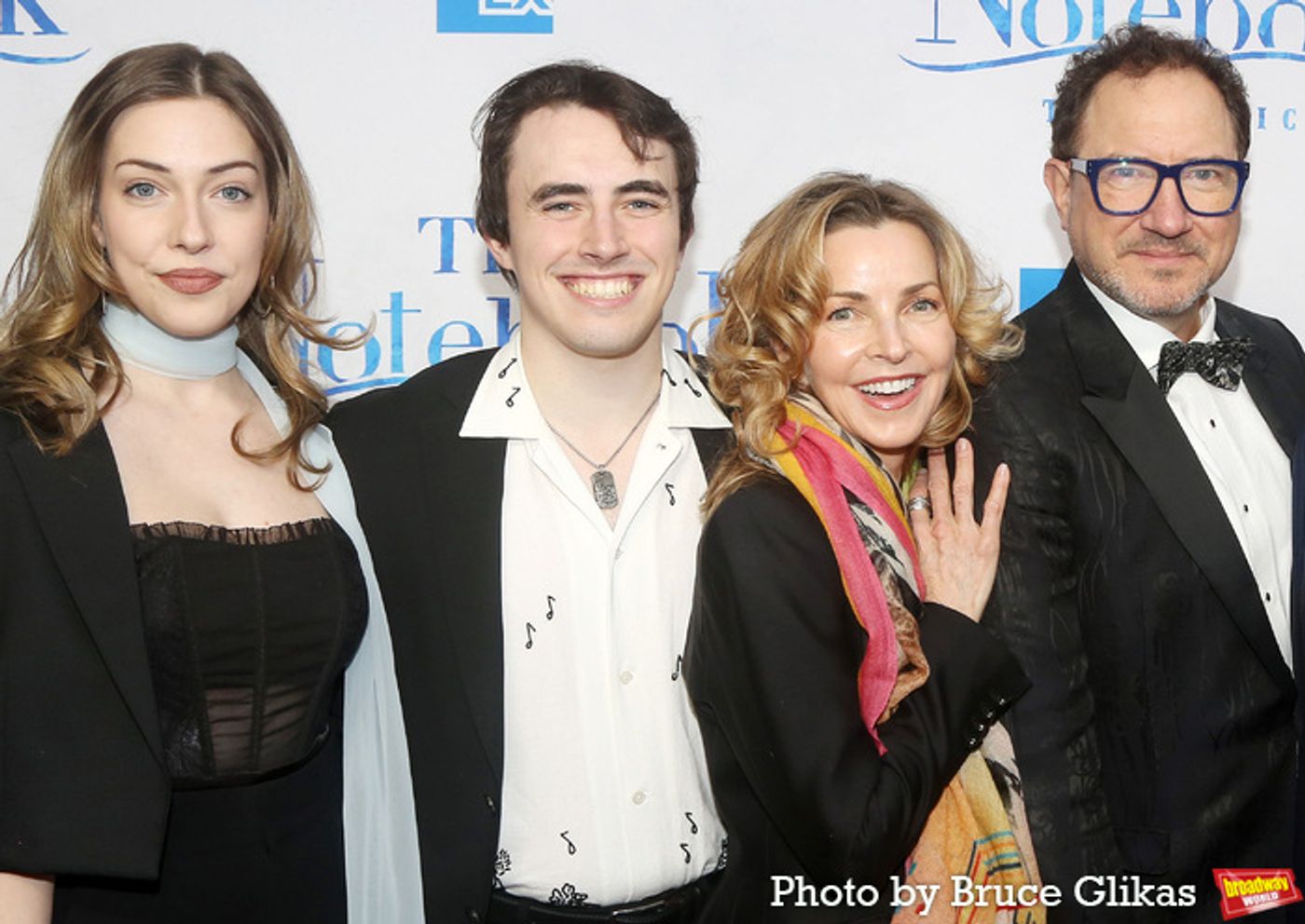 Photos: On the Red Carpet at Opening Night of THE NOTEBOOK  Image