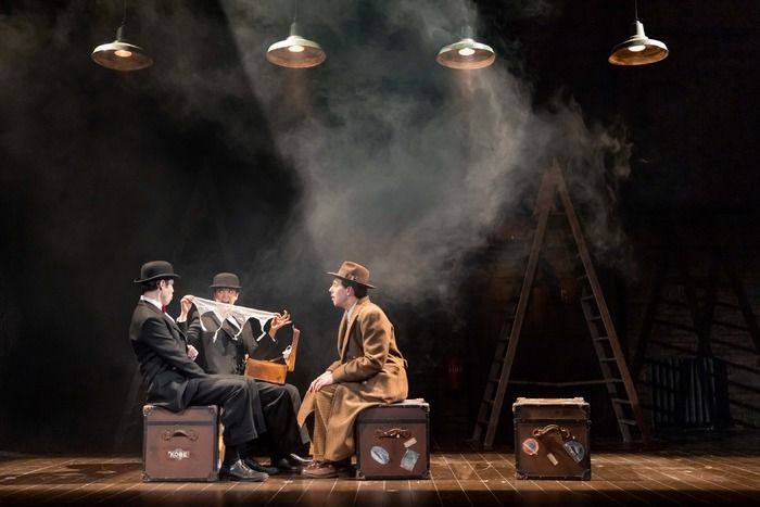 Photos: First Look at the UK Tour of THE 39 STEPS — photo 4 of 17