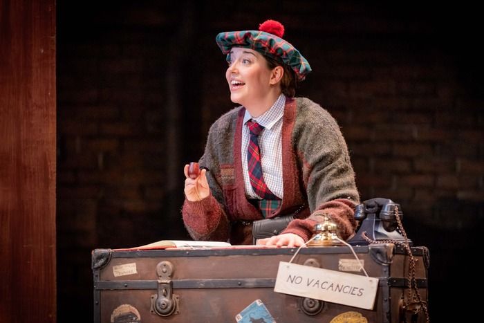 Photos: First Look at the UK Tour of THE 39 STEPS — photo 7 of 17