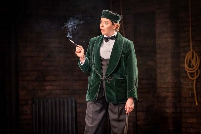 Photos: First Look at the UK Tour of THE 39 STEPS — photo 6 of 17