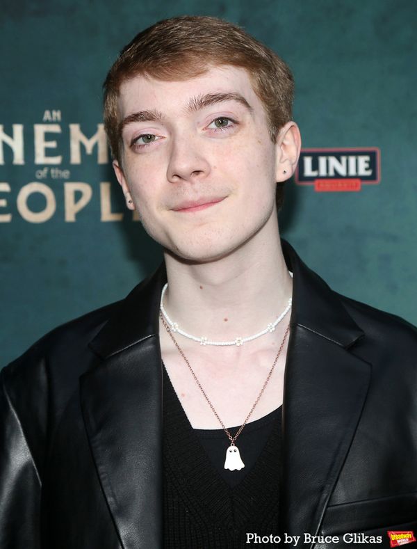 Zell Steele Morrow Photo