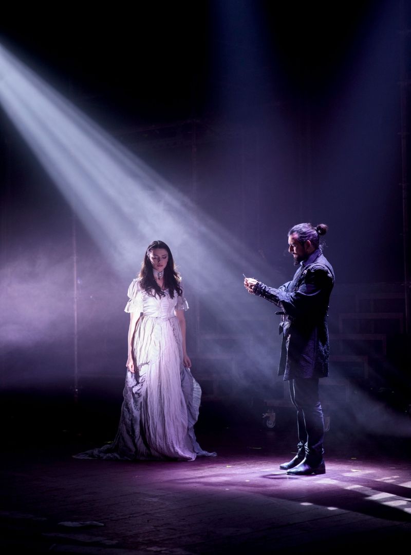 Previews: VLAD DRACULA IN TOUR IN ITALIA  Image