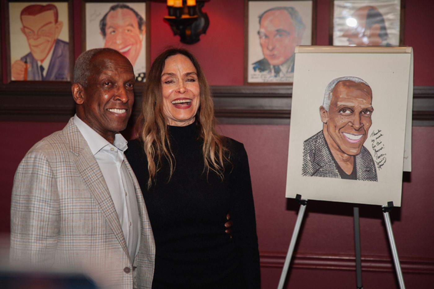 Photos: THE NOTEBOOK's Dorian Harewood Receives Portrait at Sardi's  Image