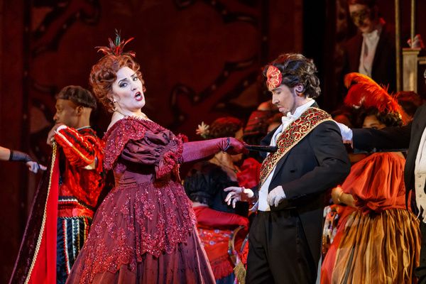 Photos: First Look at Pittsburgh Opera's Production Of LA TRAVIATA  Image