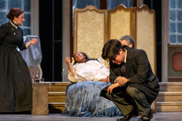 Photos: First Look at Pittsburgh Opera's Production Of LA TRAVIATA  Image