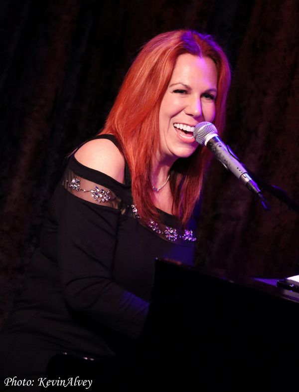 Photos: Go Inside Victoria Shaw's UNDER THE COVERS at Birdland  Image