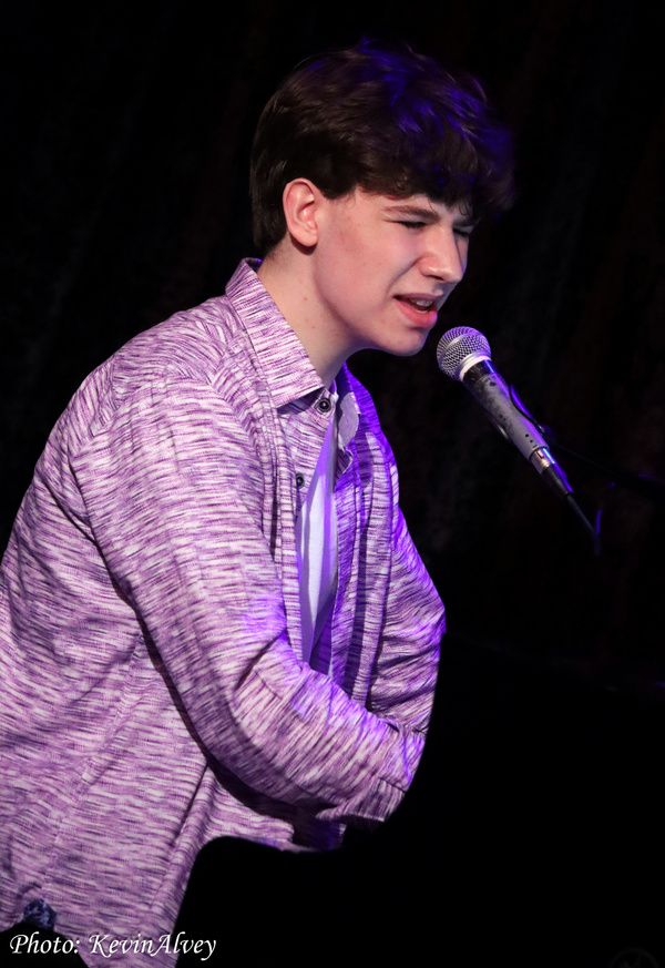 Photos: Go Inside Victoria Shaw's UNDER THE COVERS at Birdland  Image