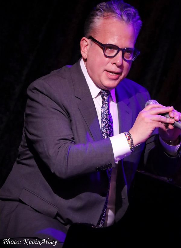 Photos: Go Inside Victoria Shaw's UNDER THE COVERS at Birdland  Image