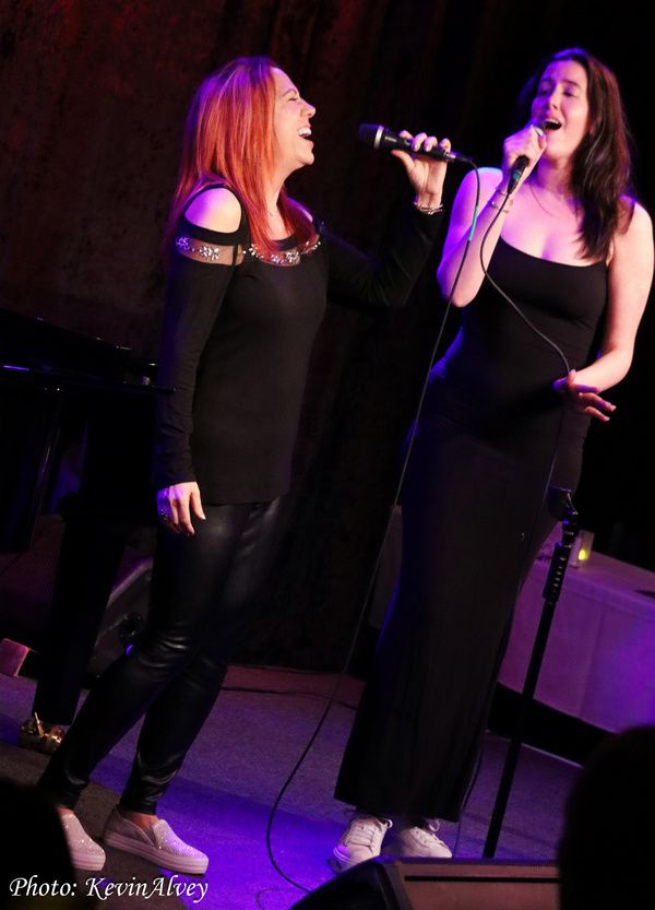 Photos: Go Inside Victoria Shaw's UNDER THE COVERS at Birdland  Image