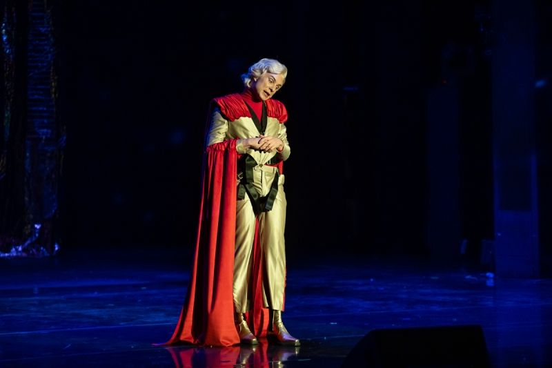 Man Of Paper. Anti-Opera On Credit