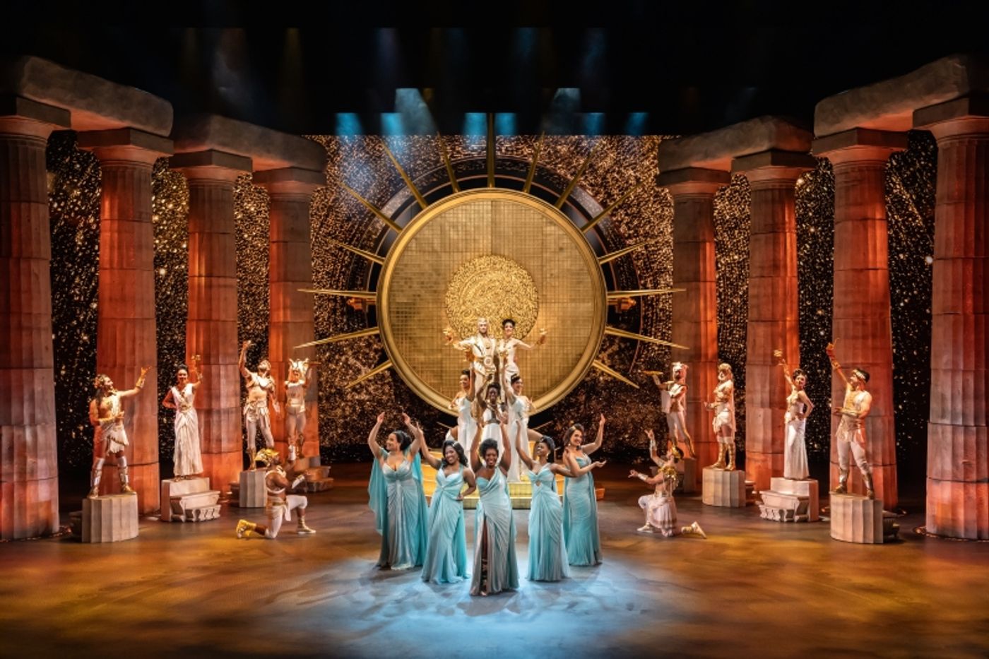 Review: Disney's HERCULES at Stage Theatre Neue Flora  Image