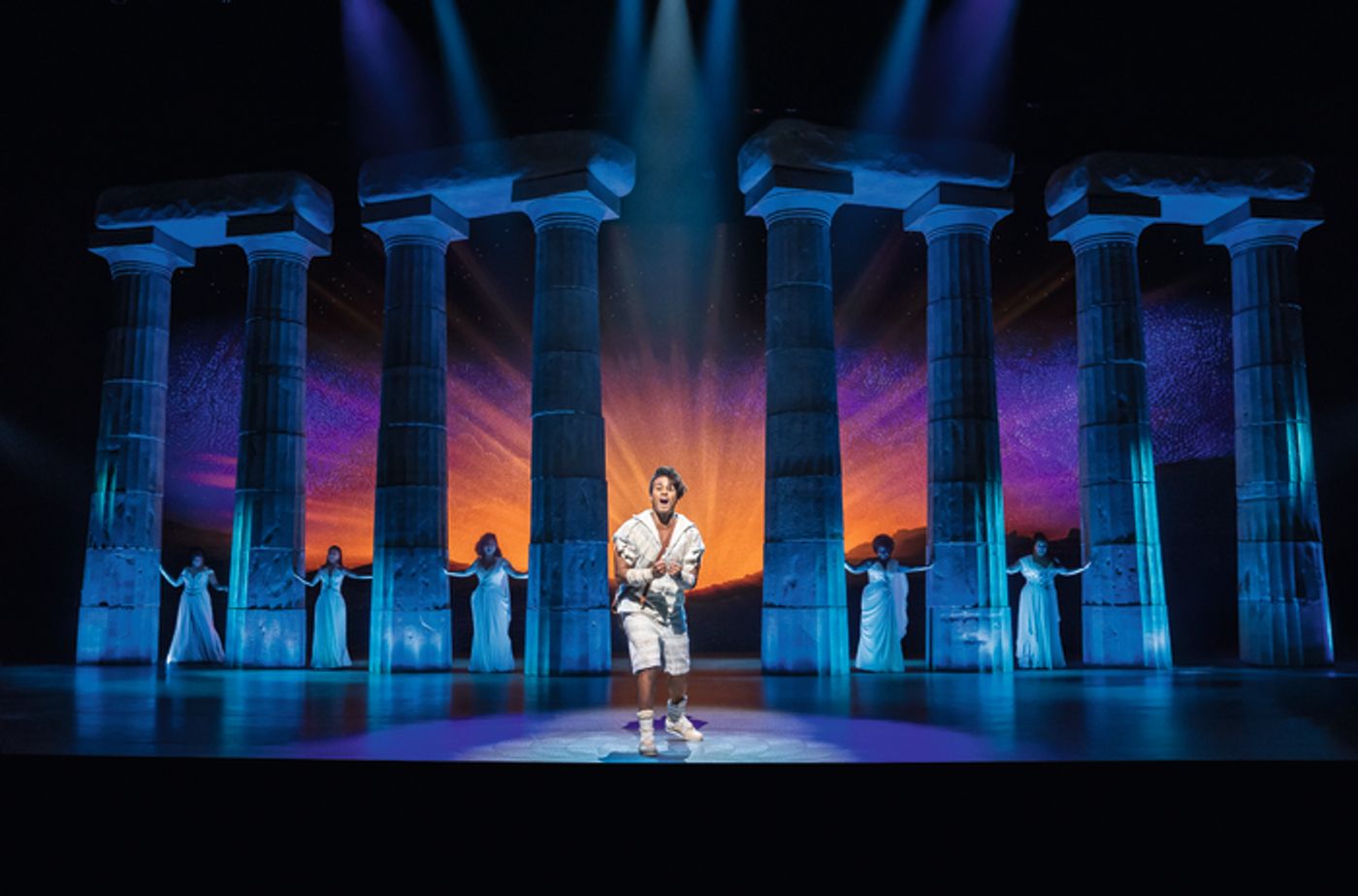 Photos: Get a First Look at Disney's HERCULES in Hamburg  Image