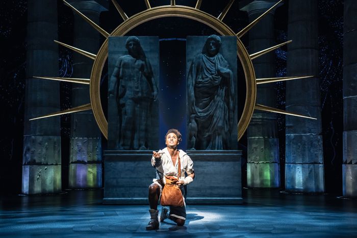 Photos: Get a First Look at Disney's HERCULES in Hamburg — photo 4 of 7