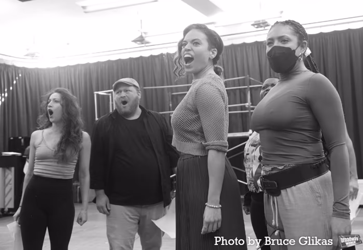 Photos: Paper Mill Playhouse's GUN & POWDER Meets the Press Photos: Paper Mill Playhouse's GUN & POWDER Meets the Press Image