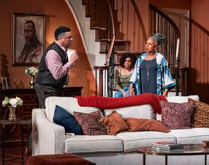 Harry Lennix, Ayanna Bria Bakari and Tamara Tunie @ BroadwayWorld Harry Lennix, Ayanna Bria Bakari and Tamara Tunie Photo