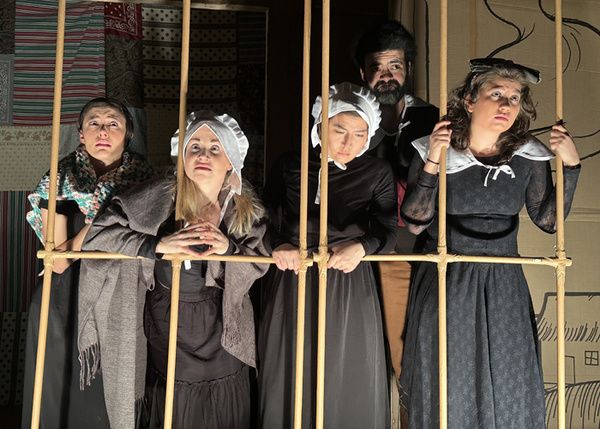 Photos: First Look At WITCHES!? IN SALEM?! At HERE  Image