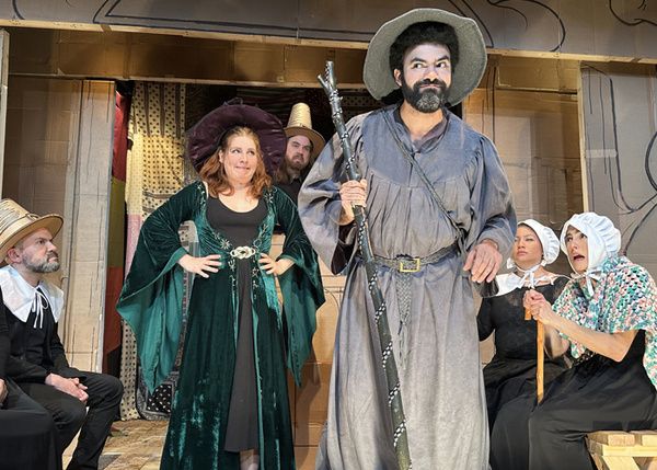 Photos: First Look At WITCHES!? IN SALEM?! At HERE  Image