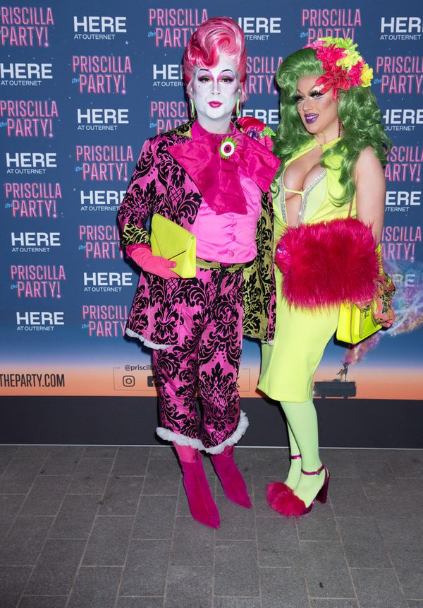 Anna Phylactic, Apple Derriere
 Photo