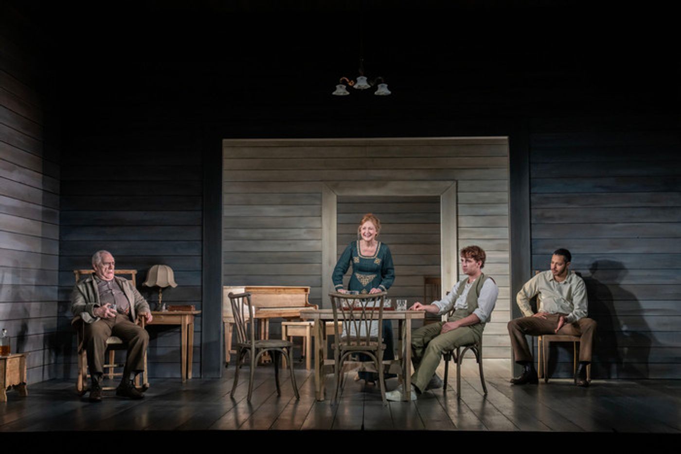 Photos: First Look at LONG DAY'S JOURNEY INTO NIGHT  Image