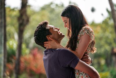 Sean Teale and Miranda Cosgrove Photo