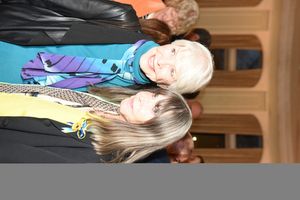 Oscar winners Ellen Burstyn and Lee Grant. Photo