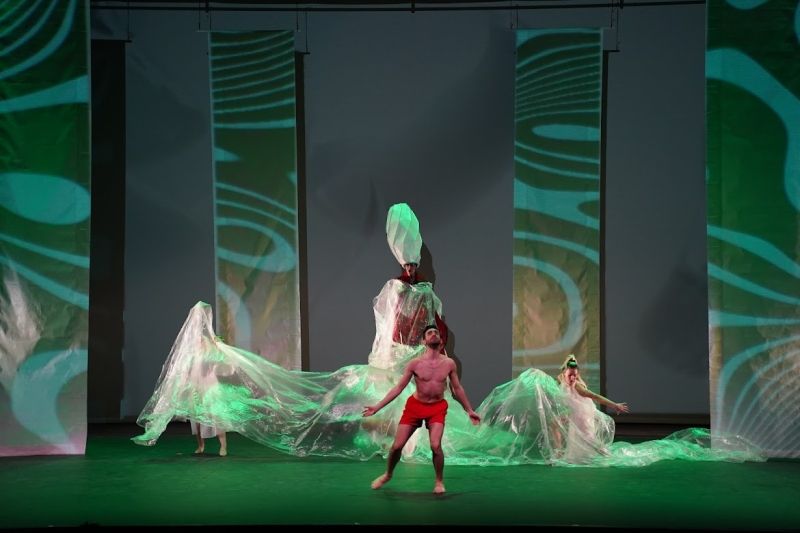 EMANUELE Fiore: A MODERN DANCER FROM ITALY DEBUTS IN THE OFF-BROADWAY SHOW 'SEMPREVERDE'  Image